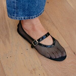 Nolita Mesh Flats